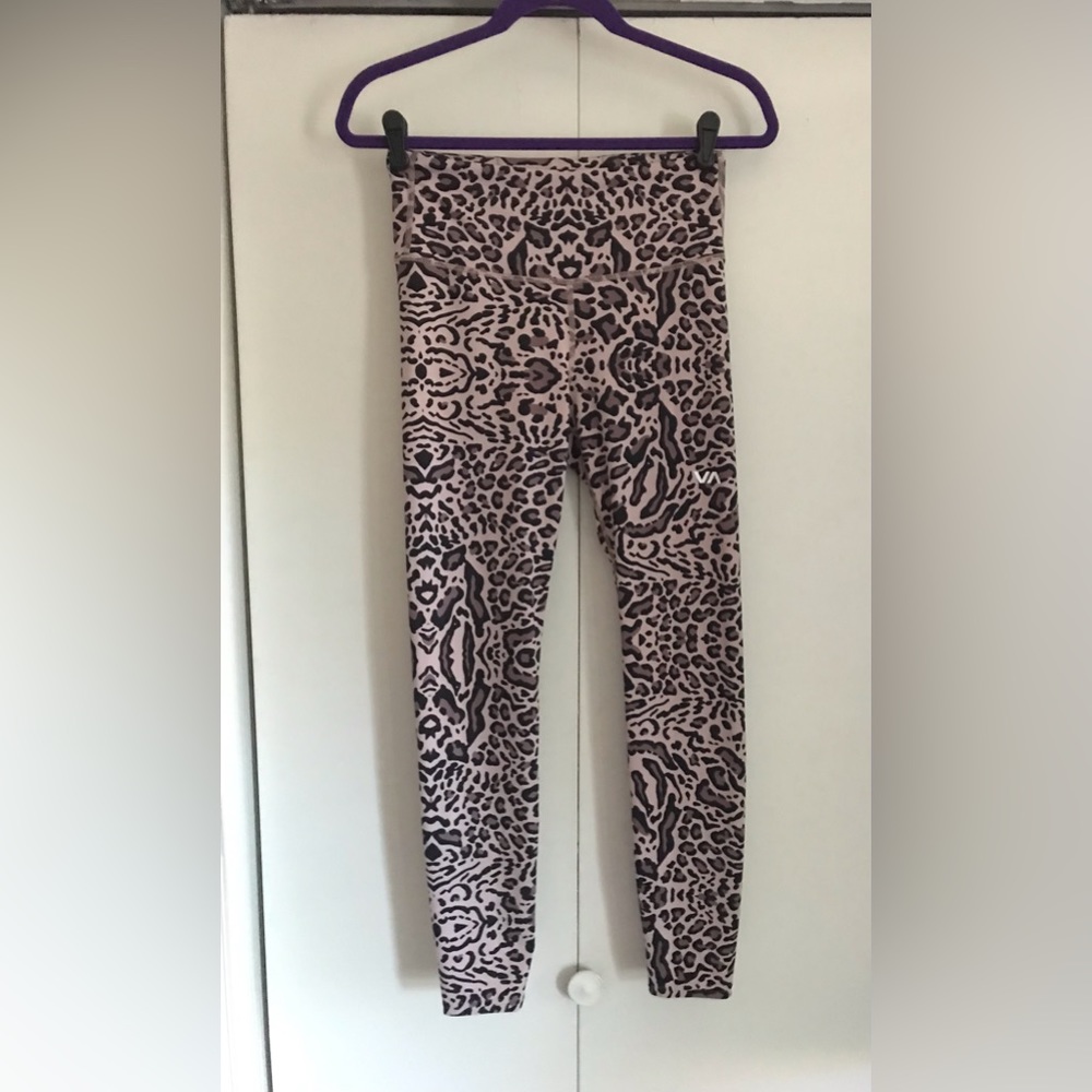 RVCA leopard leggings medium